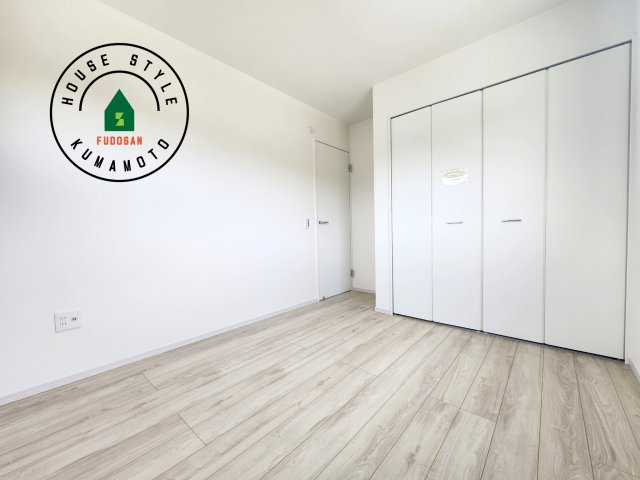 菊池郡大津町第2-1棟（1号棟）　の子供部屋|穏やかな光が差し込む室内には、穏やかな時間が流れます。