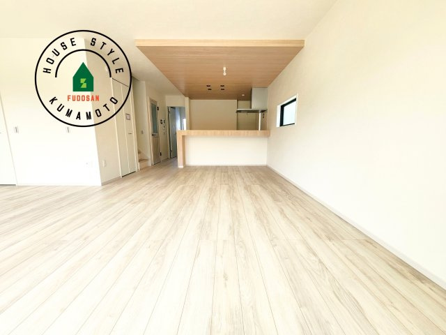 菊池郡大津町第2-1棟（1号棟）　の居間・リビング|多くの時間を過すことになるリビングだからこそ、いつも穏やかな空間・解放感が味わえ毎日が充実します。