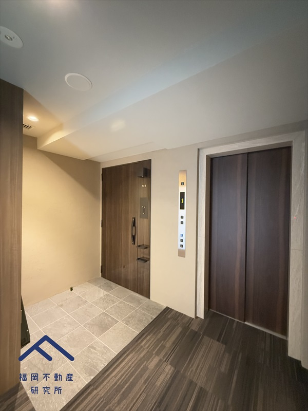 パークホームズ大濠二丁目の玄関