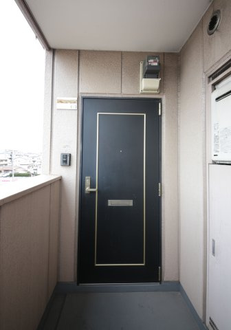 サンシャイン大堀の玄関