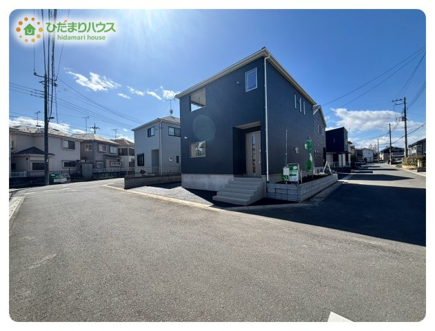 東松山市美原町　第2　新築一戸建て　クレイドルガーデン　01の前面道路含む現地写真