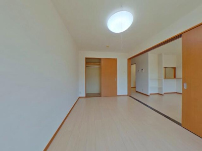 【洋室】 | リンピア愛野