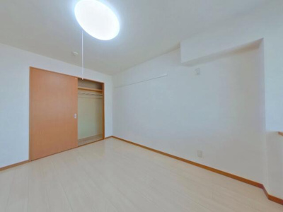 【洋室】 | リンピア愛野