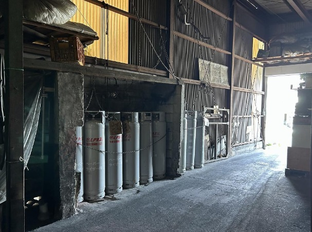 堺市美原区真福寺の工場の内装