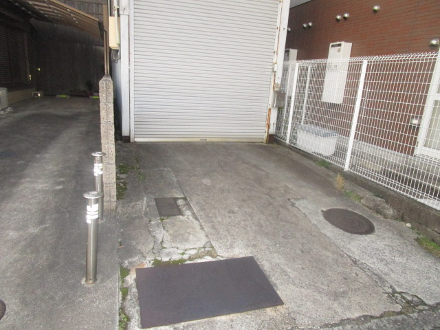 堺市美原区真福寺の工場のその他|駐車スペース