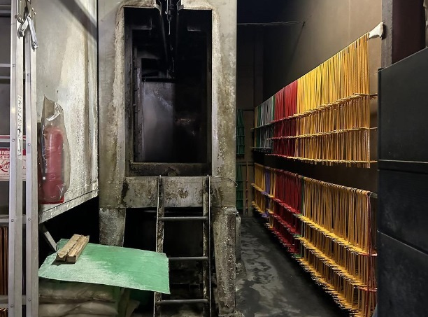 堺市美原区真福寺の工場の内装