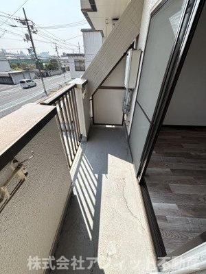 【バルコニー】 | エメローズ穂垣 | 東向き　