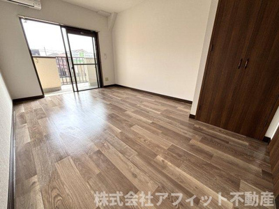 【居間・リビング】 | エメローズ穂垣 | 洋室7.5帖　
