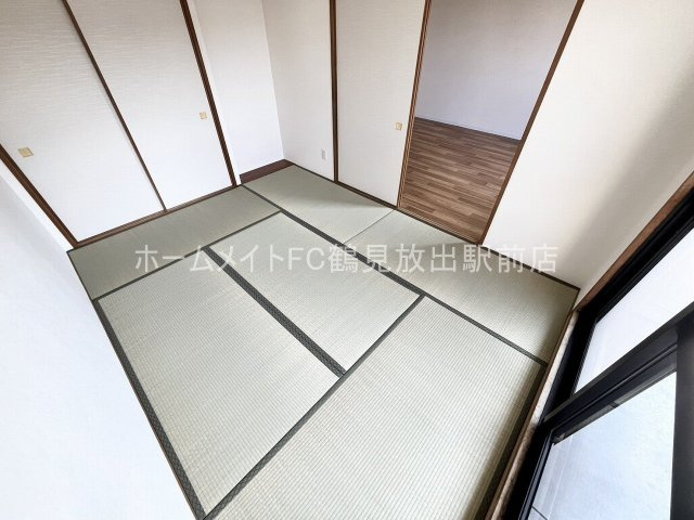 大阪市城東区放出西２丁目の賃貸マンションの和室