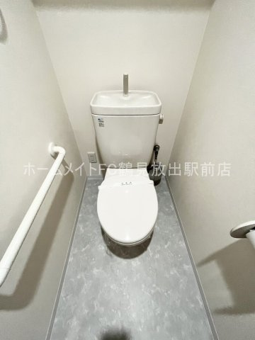 大阪市城東区放出西２丁目の賃貸マンションのトイレ