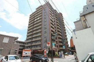 【外観】 | 鉄骨鉄筋コンクリート造のがっちりとした建物。