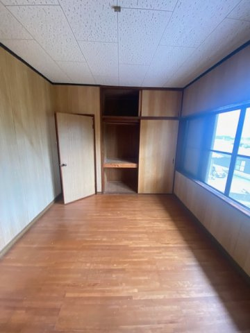 都城市志比田町の中古一戸建の洋室