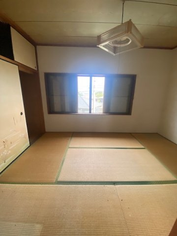 都城市志比田町の中古一戸建の和室