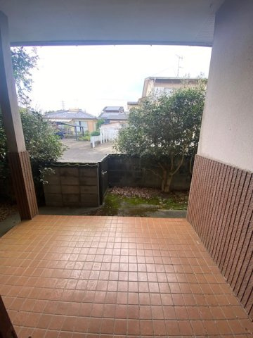 都城市志比田町の中古一戸建のその他|玄関ポーチ