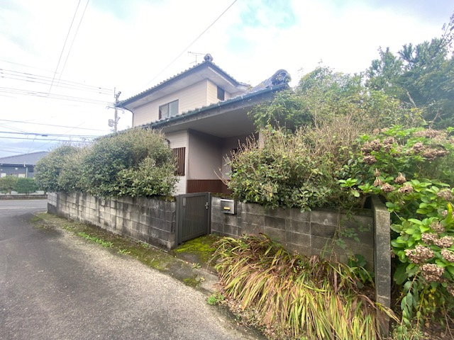 都城市志比田町の中古一戸建の外観