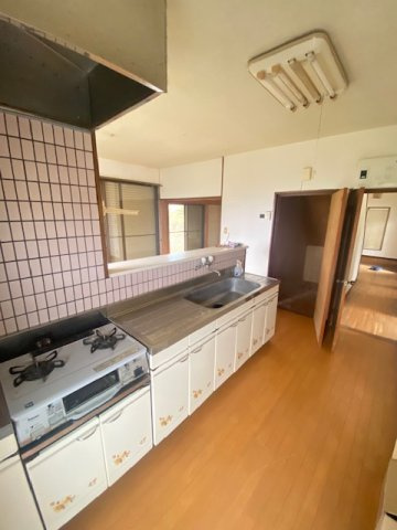 都城市志比田町の中古一戸建のキッチン