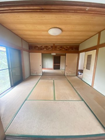 都城市志比田町の中古一戸建の和室
