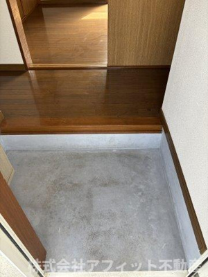 【エントランス】 | エメローズ高橋