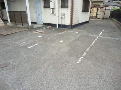 【駐車場】 | エメローズ高橋