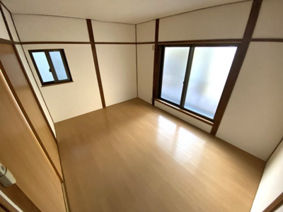 【洋室】 | 高鷲10丁目貸家