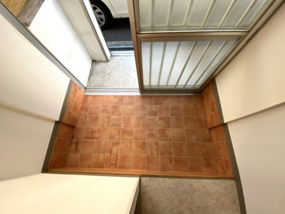 【玄関】 | 高鷲10丁目貸家