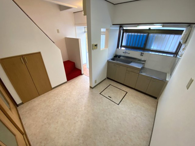 【居間・リビング】 | 高鷲10丁目貸家