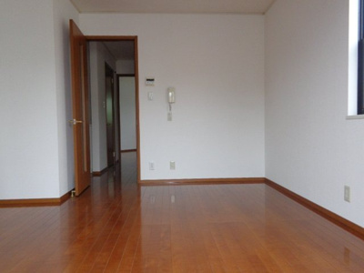 【居間・リビング】 | グリーンハイツ高見