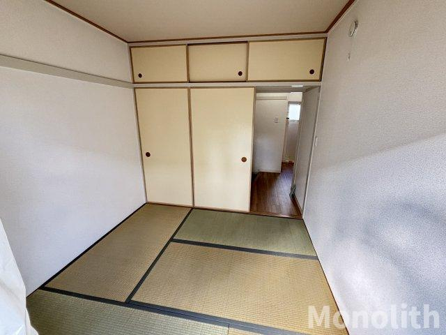 鶴山台25号棟の和室