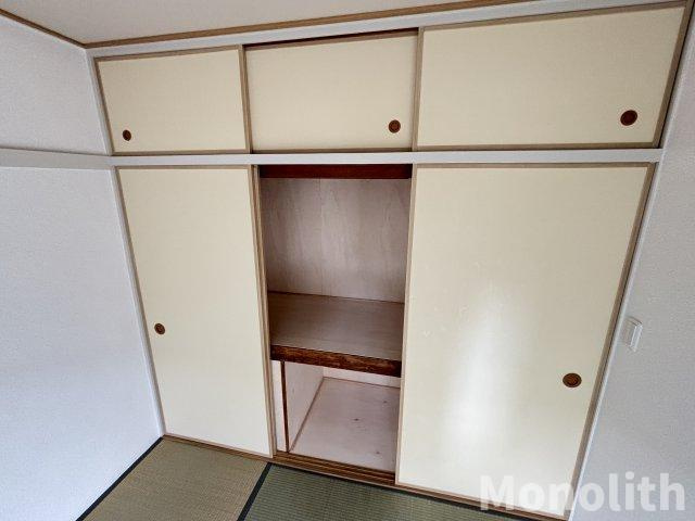 鶴山台25号棟の収納