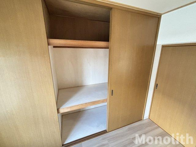 鶴山台25号棟の収納