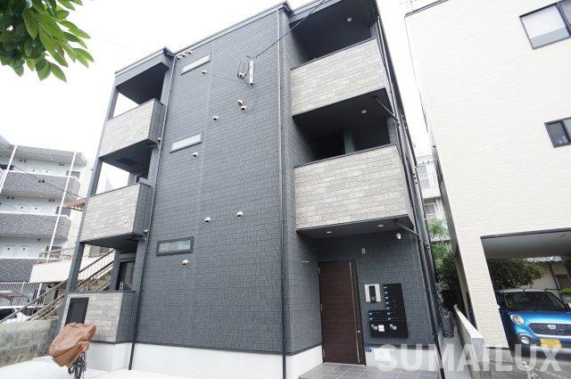 熊本市中央区西子飼町のアパートの外観