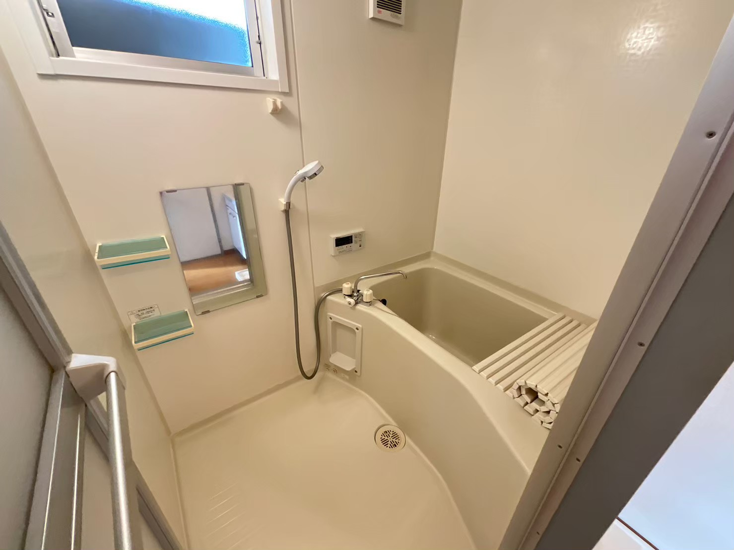 ハイツ長谷川の浴室