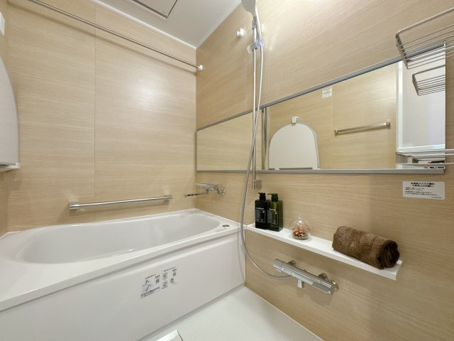 【浴室】 | 三愛シティライフ箱崎12☆仲介手数料無料☆ | 高級感溢れる新品交換済みのバスルームで、一日の疲れをいやしてください♪