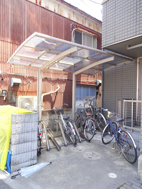 メゾン赤堀のその他共用部分|★屋根付き駐輪場★