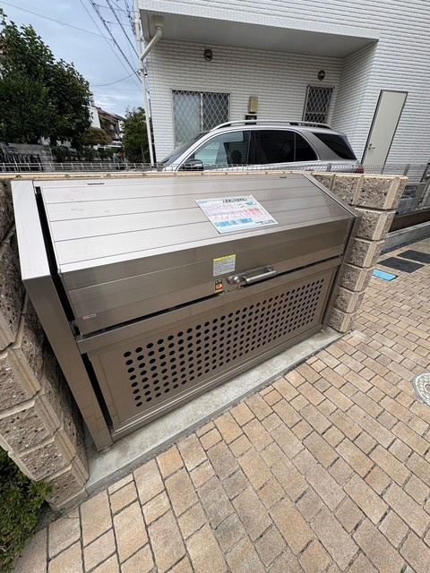 柏市旭町６丁目の賃貸マンションのその他共用部分|★ゴミストッカー★