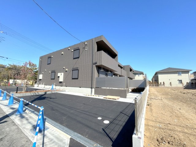 グランデフォレスタの駐車場