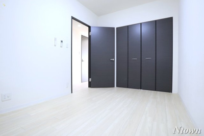 【居間・リビング】 | サンエスケーイワタ名城 | ゆったりとしたリビングです