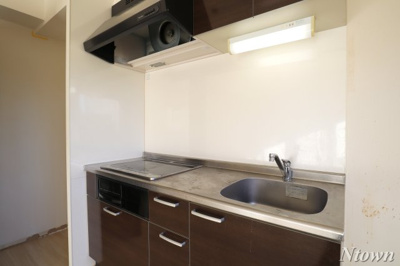 【キッチン】 | サンエスケーイワタ名城 | 使いやすいキッチンです