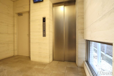 【ロビー】 | サンエスケーイワタ名城 | 落ち着いたロビーです