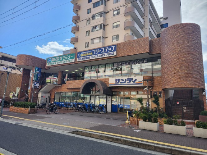 高石綾園マンションの周辺