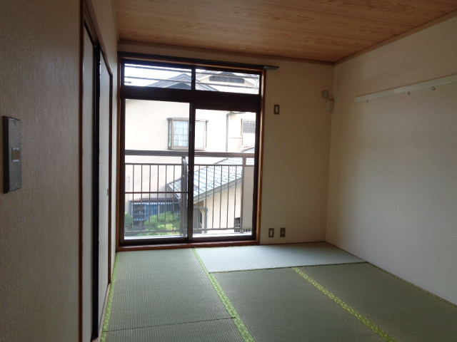 シティハイム　ヴェリテの和室|6帖和室