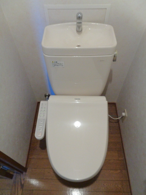 ソレイユのトイレ|トイレは嬉しい温水洗浄便座