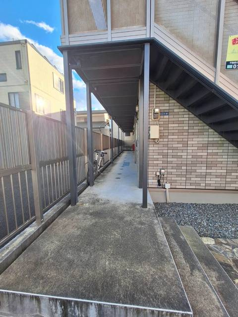 ペーパームーンのエントランス
