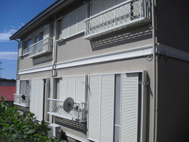 リバーサイドの外観|全室雨戸付きで安心