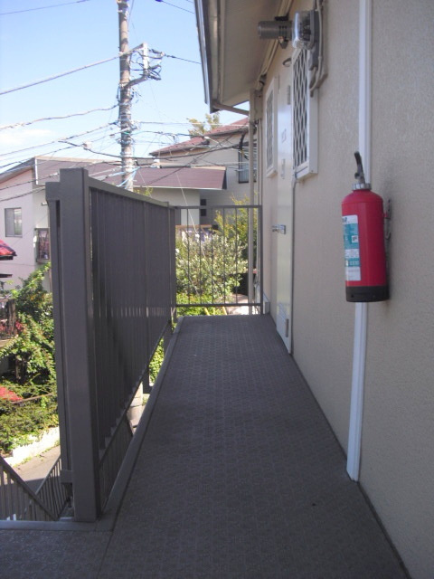 リバーサイドのエントランス|２Ｆ共用廊下