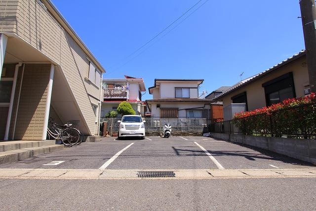 シティハイム　シーハイツの駐車場|敷地内駐車場