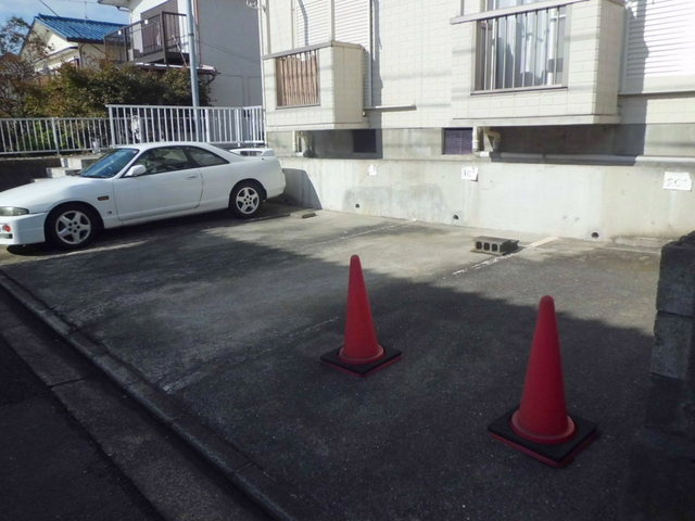 シティハイム　東戸塚の駐車場|敷地内駐車場