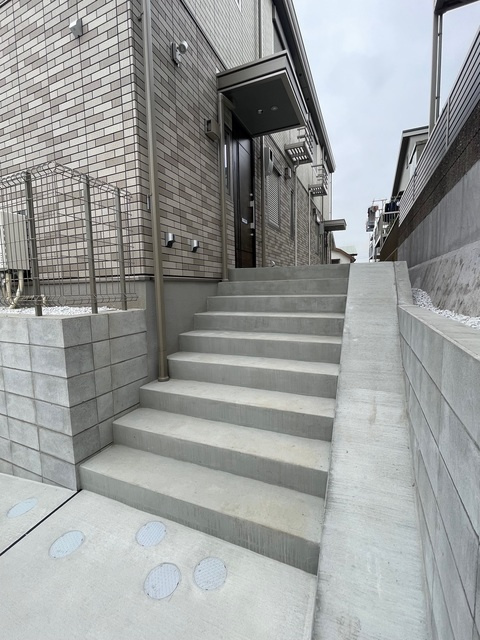 Ｅｌｂｅ　Ｍａｉｓｏｎ上永谷２のエントランス