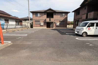 【駐車場】 | パルモア Ⅰ・Ⅱ | 駐車場