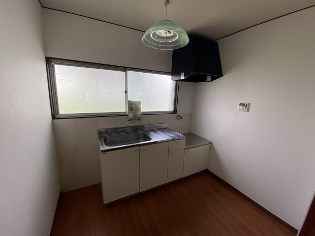 土山二戸一のキッチン